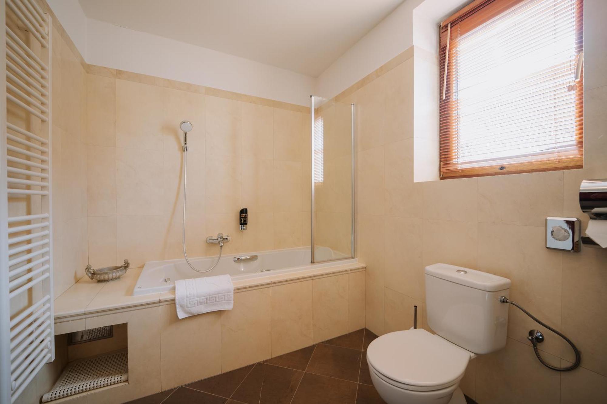 Boutique Maraton Hotel