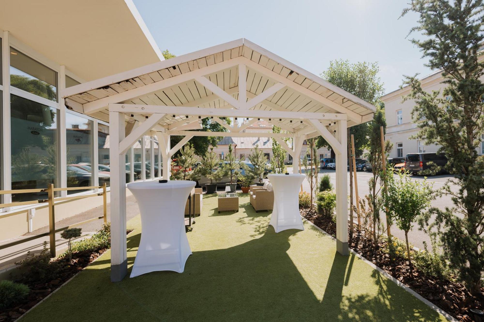 Boutique Maraton 4*