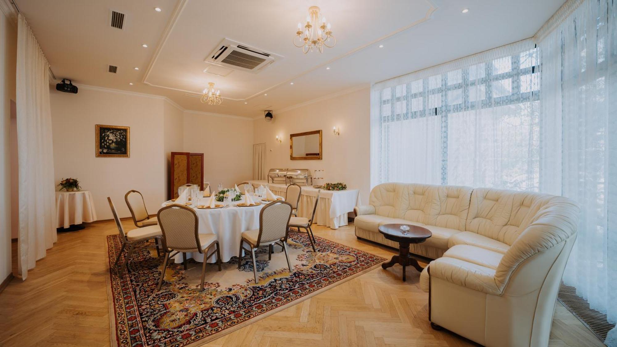 Boutique Maraton Hotel 4*