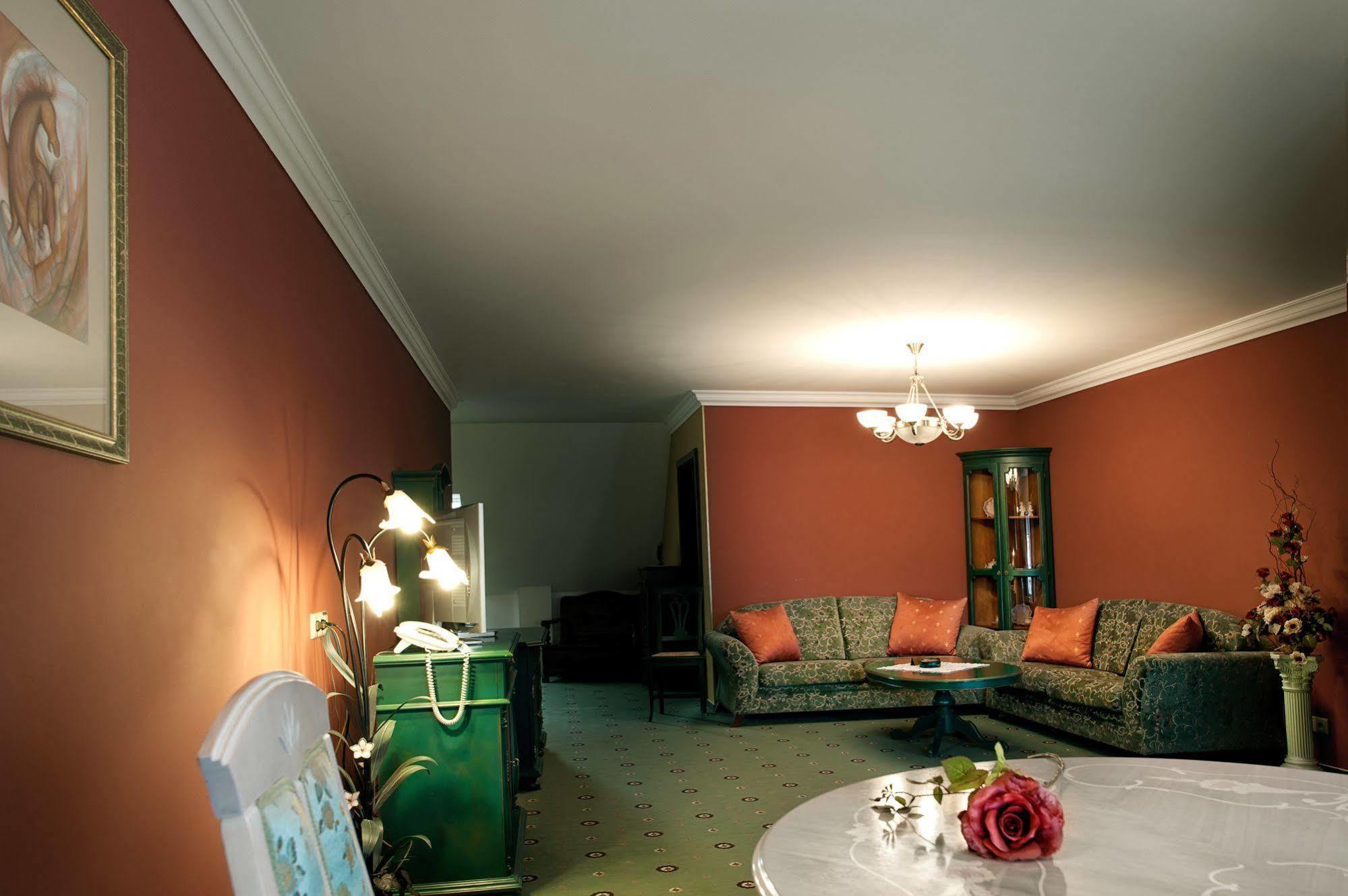 Boutique Maraton Hotel